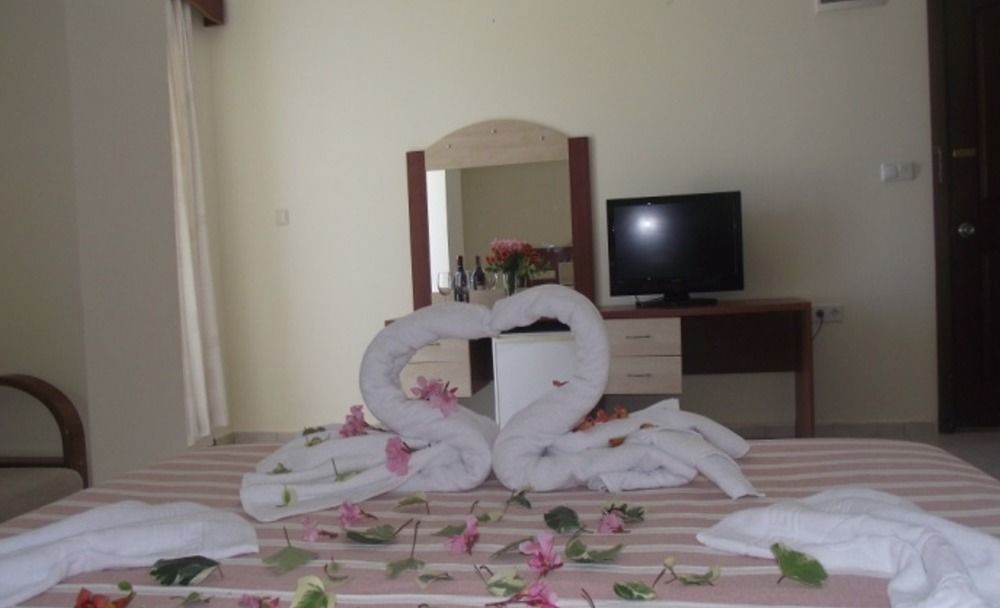 Ado Beach Hotel تورغوتْريس المظهر الخارجي الصورة